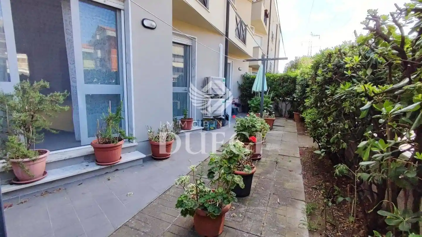 Appartamento in vendita a Viareggio