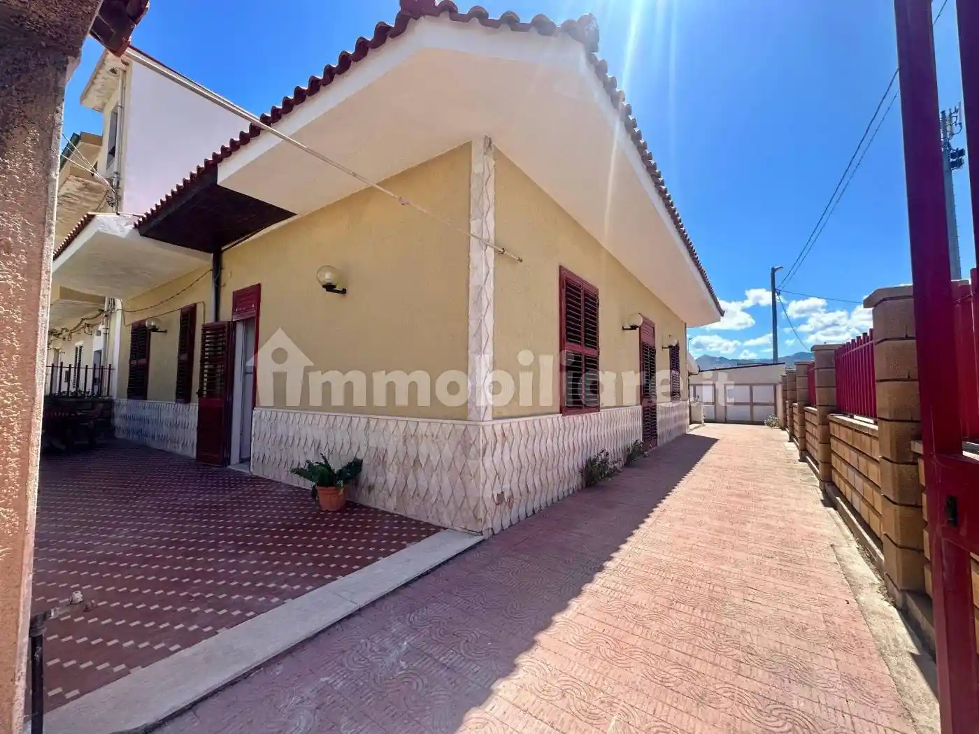 Villa in vendita a Barcellona Pozzo di Gotto