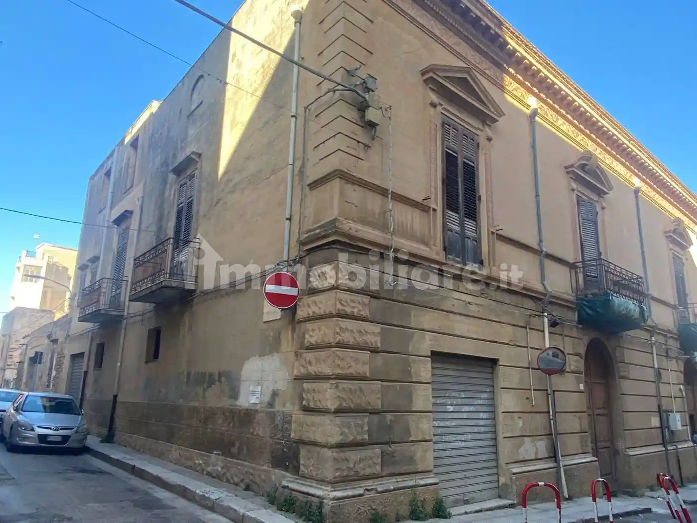 Palazzo - Edificio in vendita a Castelvetrano