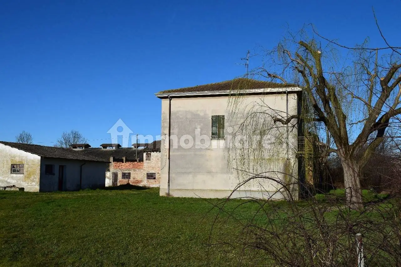 Villa unifamiliare, da ristrutturare, 1000 m², Centro, Campegine - foto 2