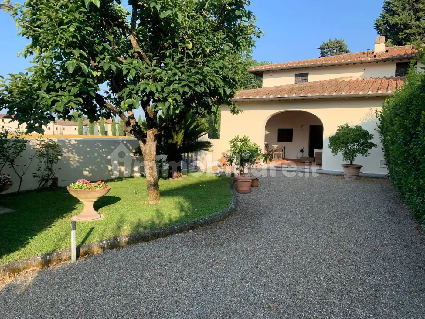 Rustico - Casale in vendita a Campi Bisenzio