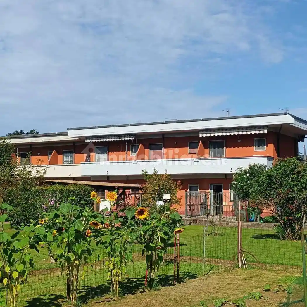 Villetta a schiera in vendita a Massa