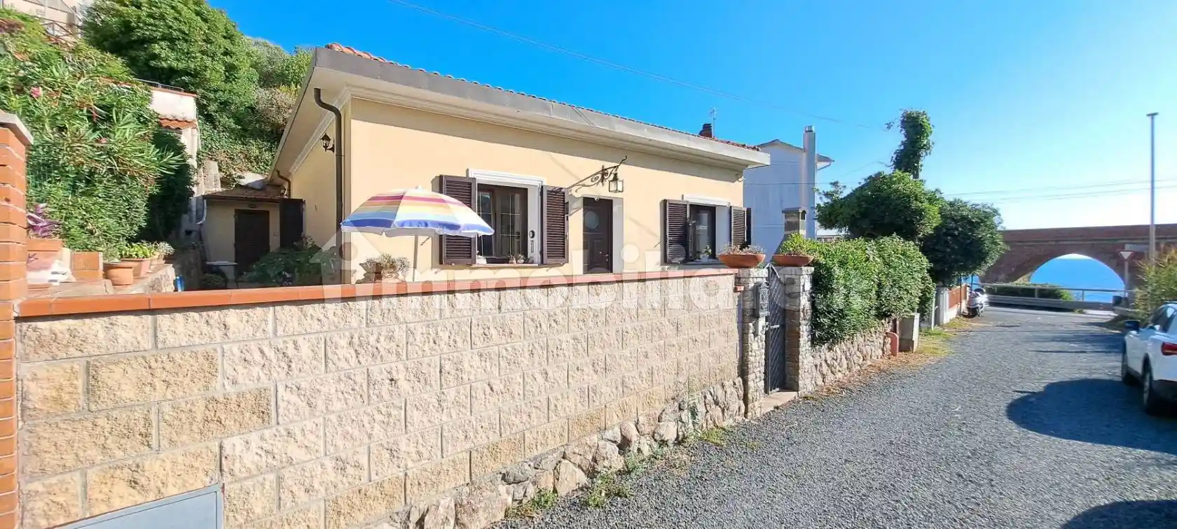 Villa in vendita a Rosignano Marittimo