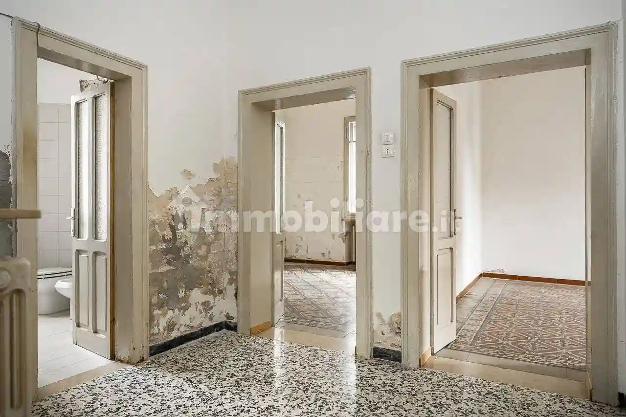 Palazzo - Edificio - foto 2