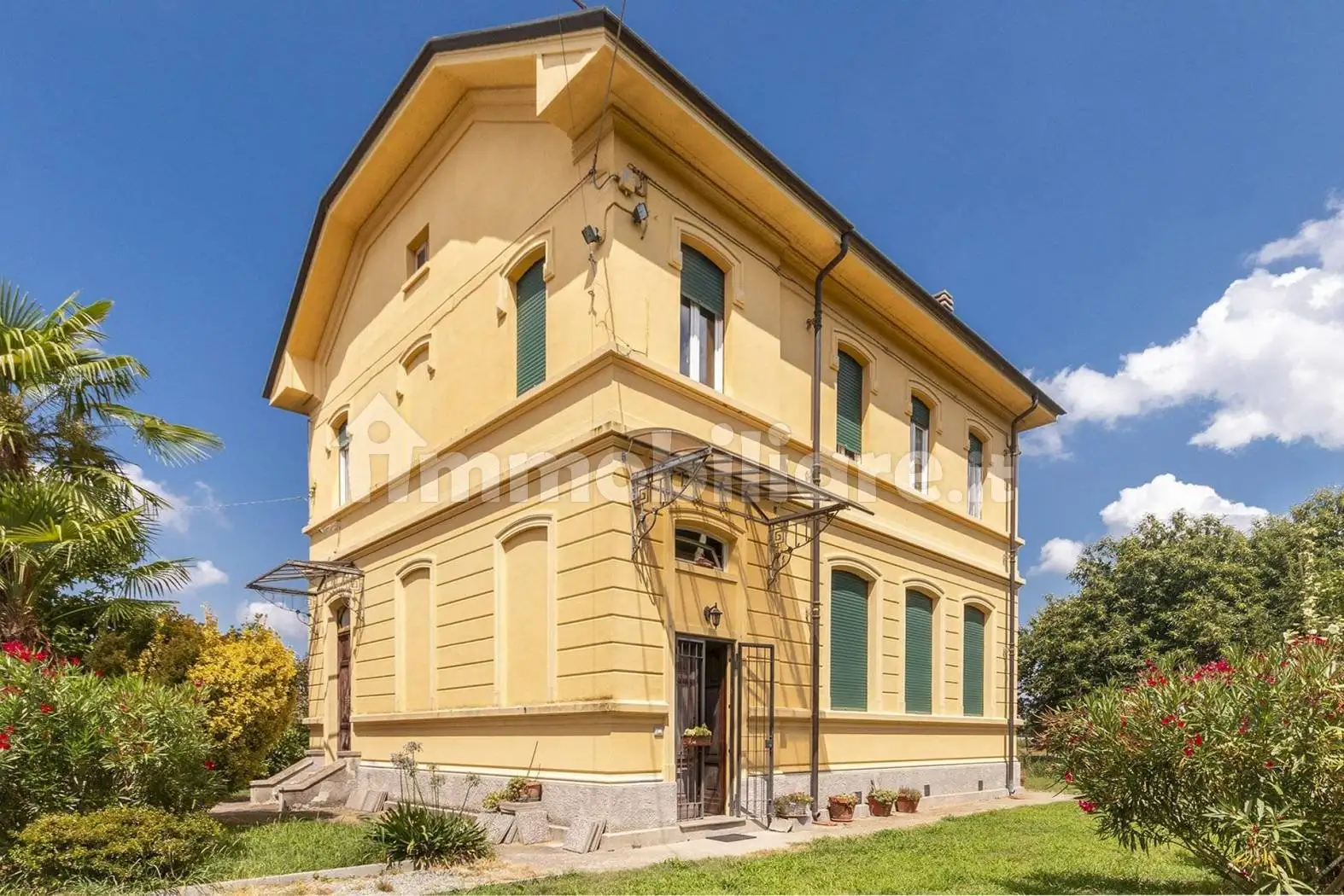 Casa indipendente in vendita a Revello