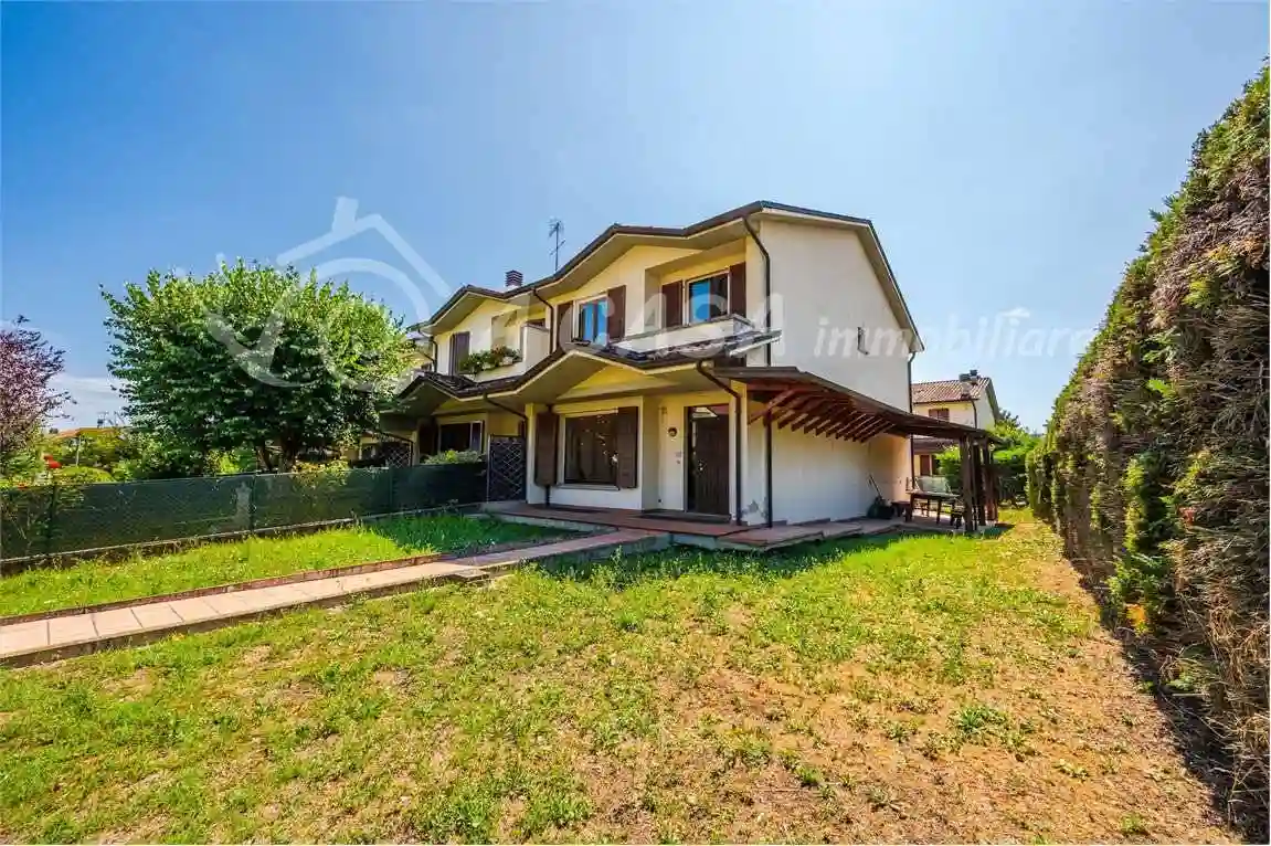 Villetta a schiera - foto 2