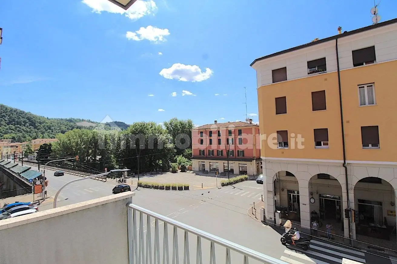 Appartamento in vendita a Casalecchio di Reno