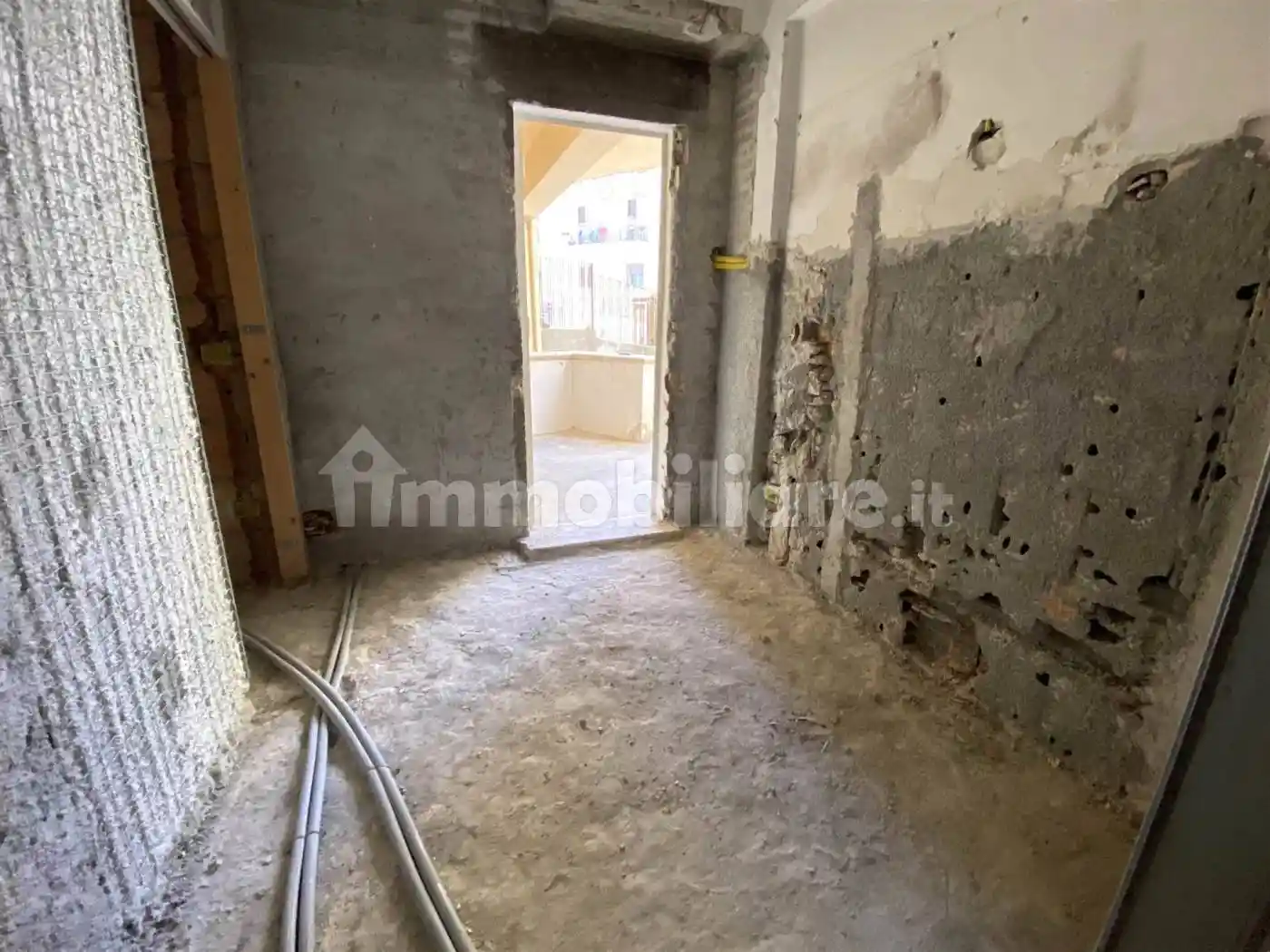 Trilocale da ristrutturare, piano terra, Stadio - Pontepiccolo, Catanzaro - foto 4