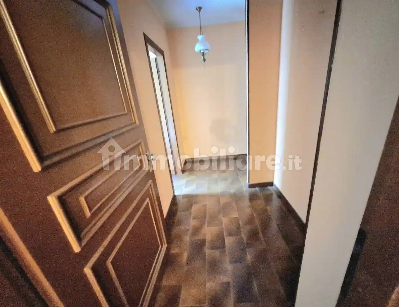 Trilocale via Martiri della Libertà 16, Centro, Chatillon - foto 3