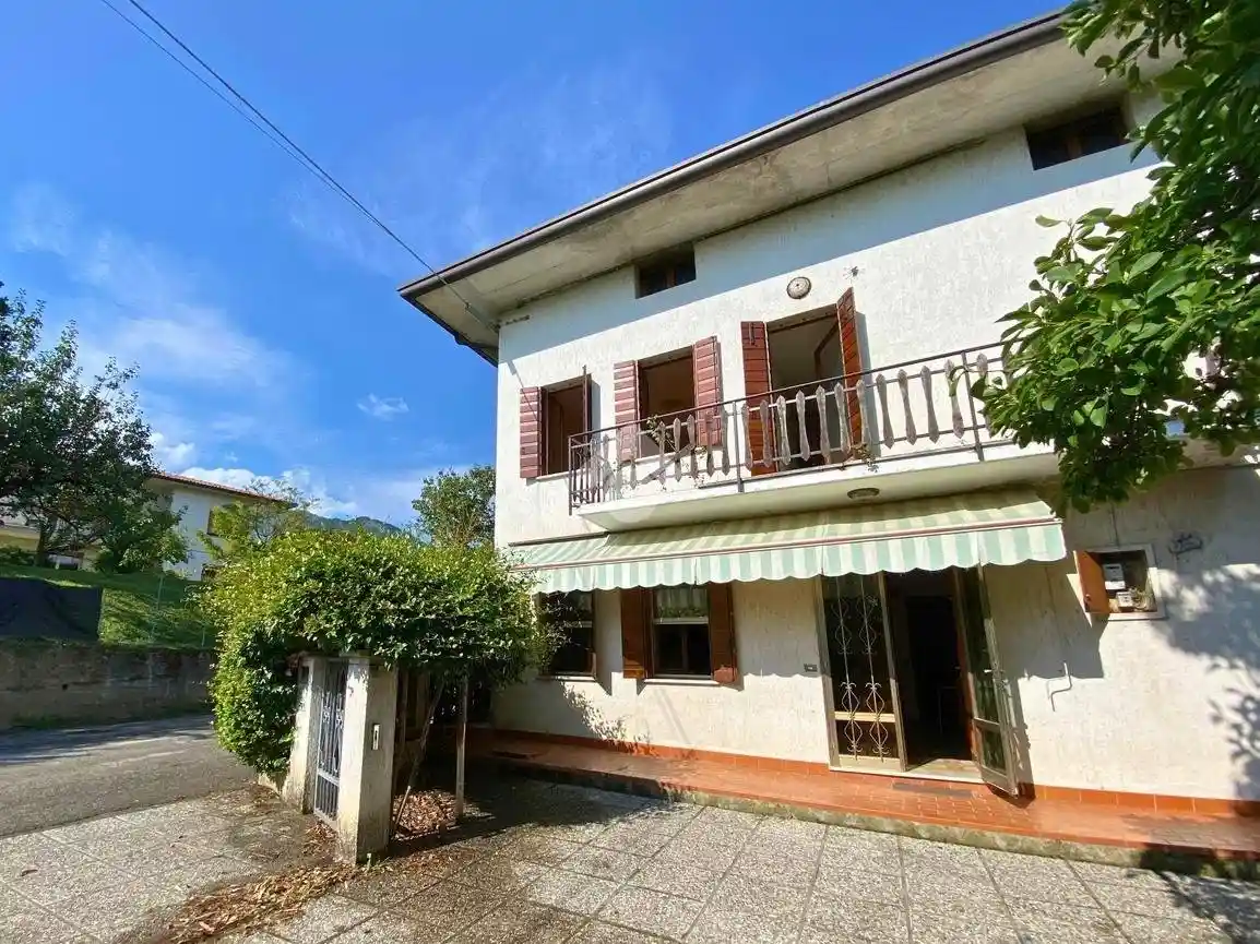 Villa unifamiliare via Solaroli 20, Crespano Del Grappa, Pieve del Grappa - foto 2