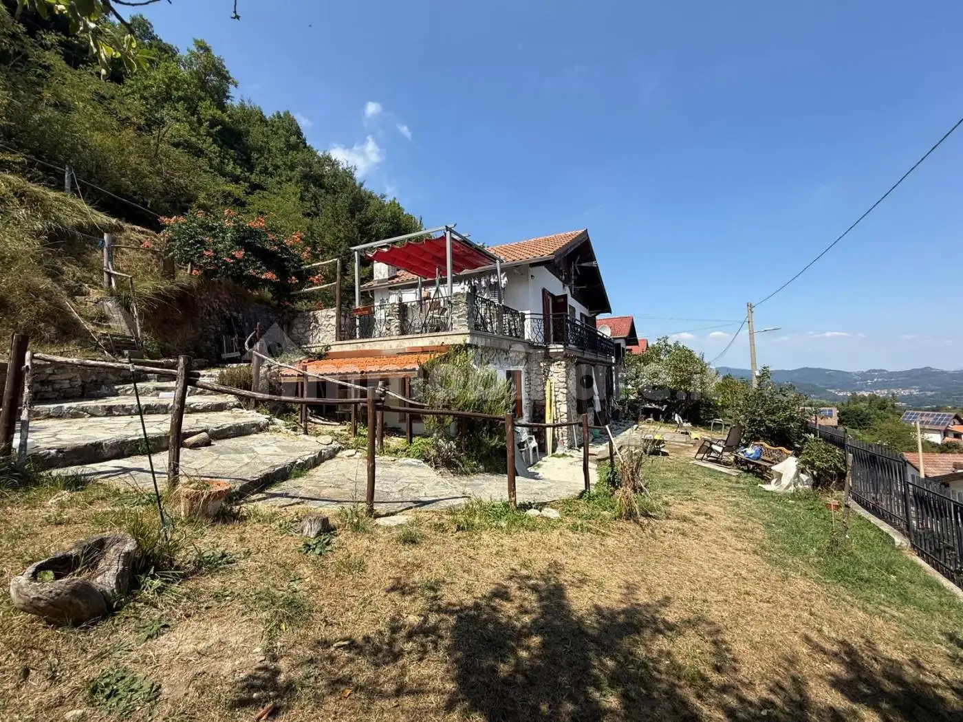 Casa indipendente in vendita a Roccavignale