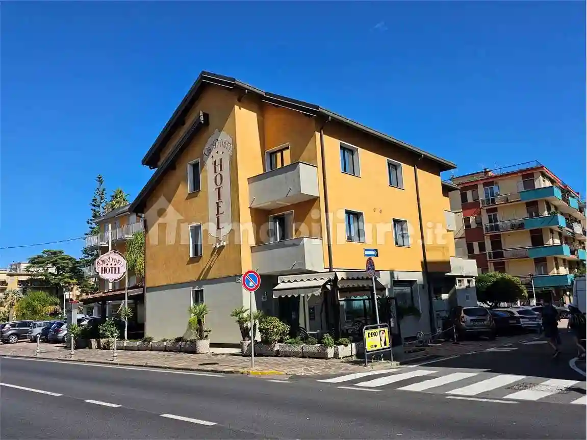 Palazzo - Edificio - foto 2