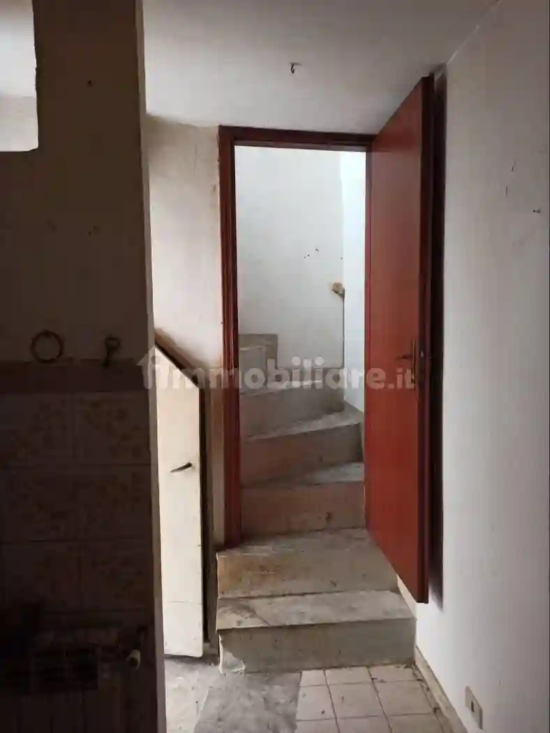 Trilocale via Santa Croce 10, Centro, Buccino - foto 4