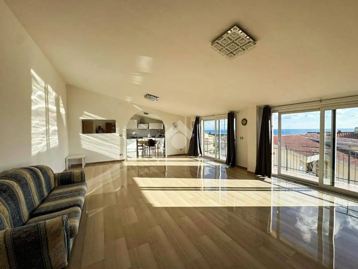 Appartamento in vendita a Amantea