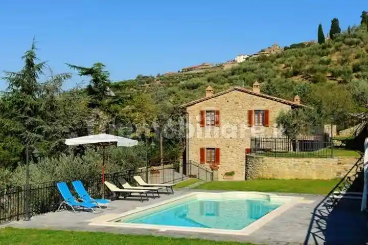 Villa in vendita a Cortona