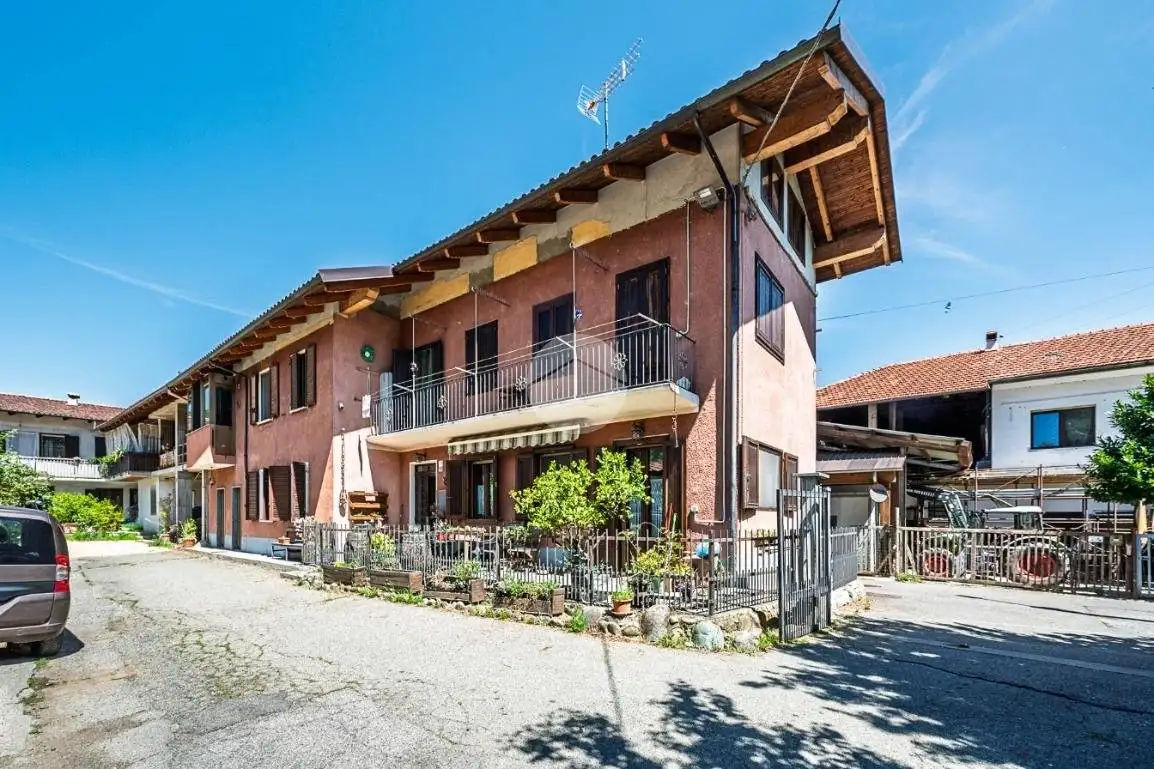 Rustico - Casale in vendita a Fiano