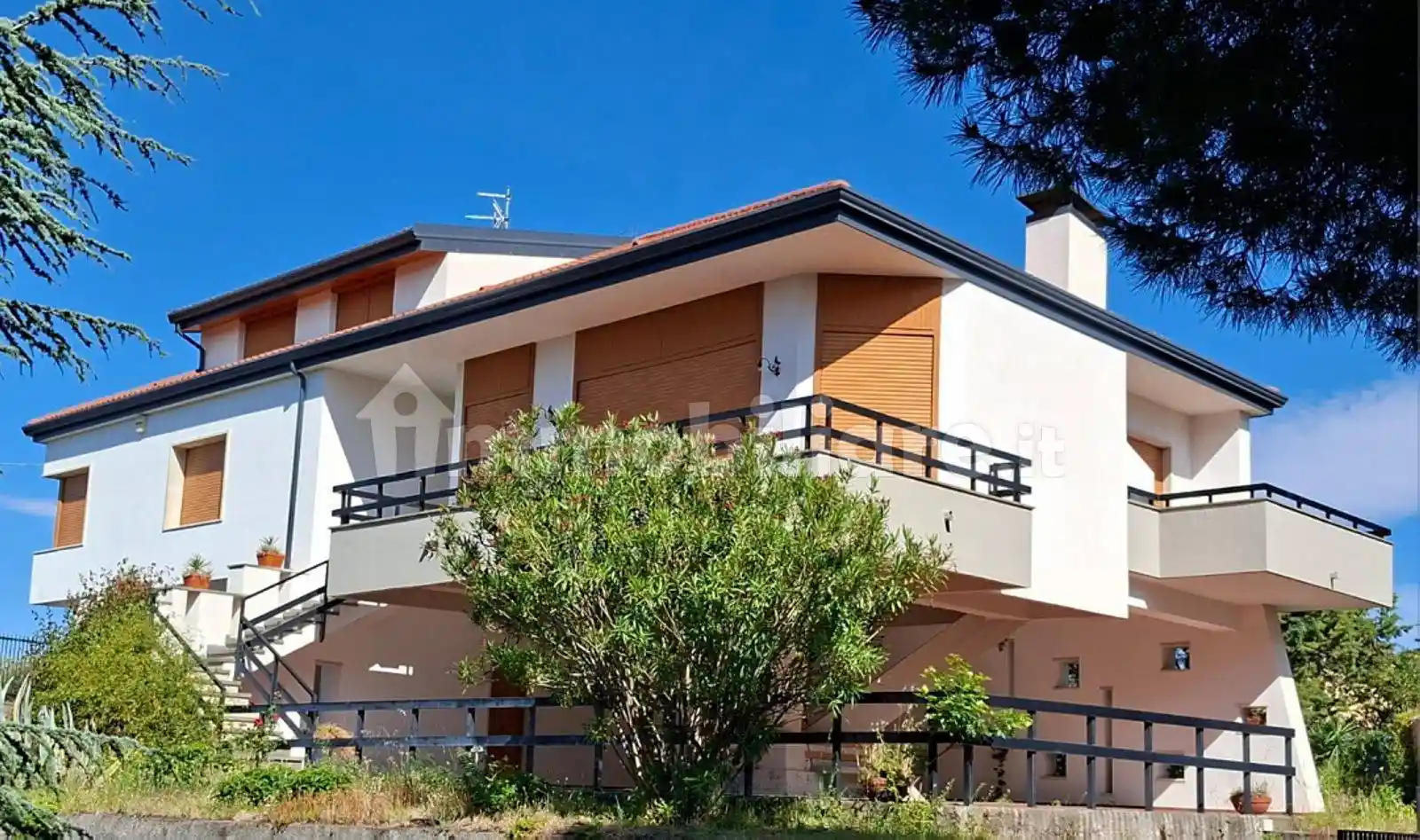 Villa in vendita a Pedara