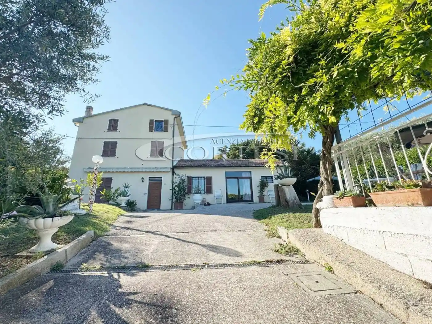 Villa in vendita a Mondavio