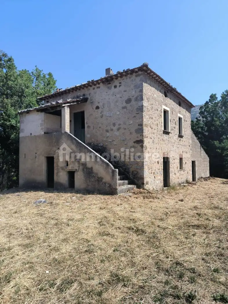 Palazzo - Edificio in vendita a Atena Lucana