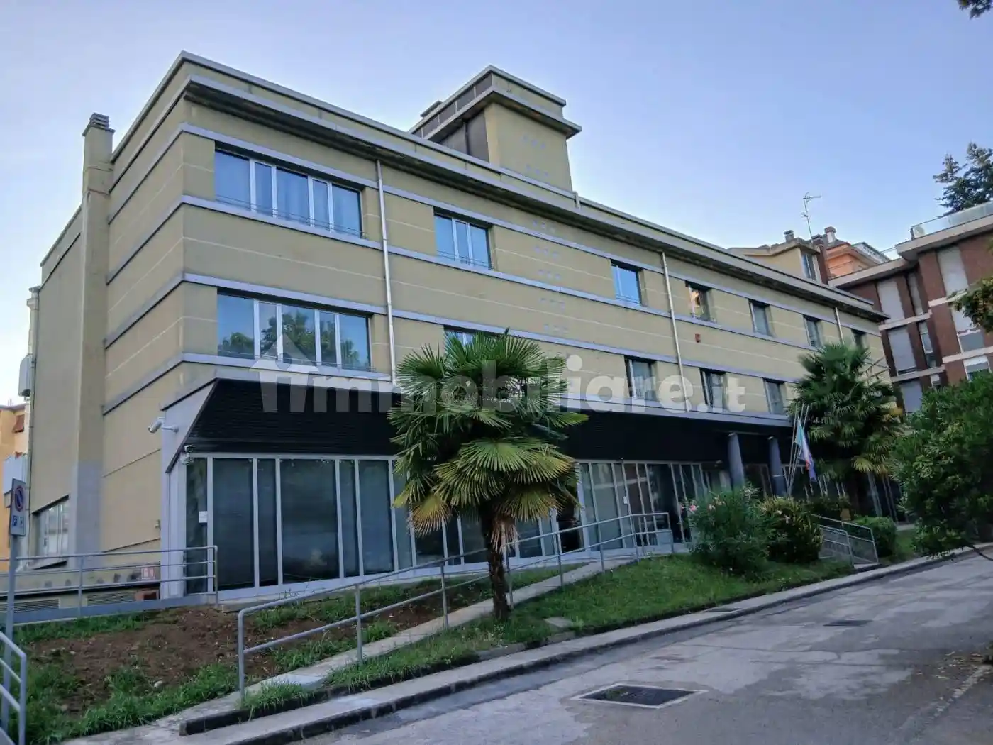 Palazzo - Edificio in Vendita - foto 3