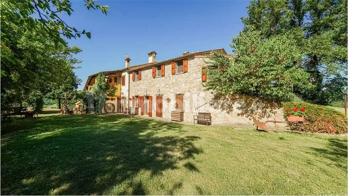 Rustico - Casale in vendita a Urbino