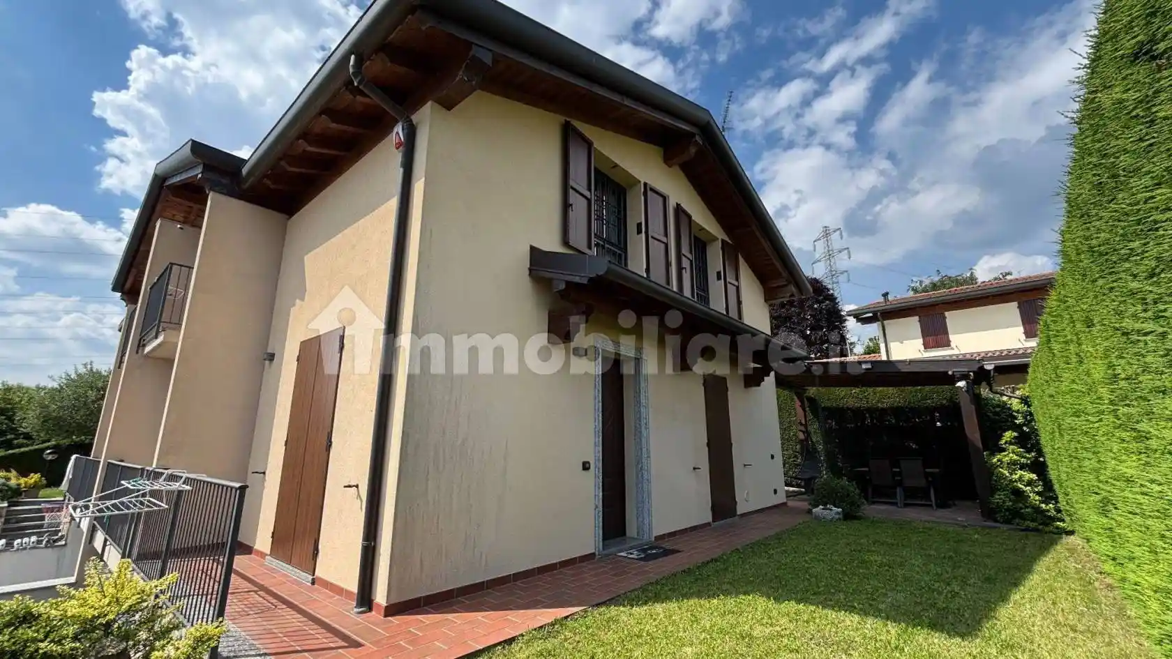 Villa in vendita a Barzago