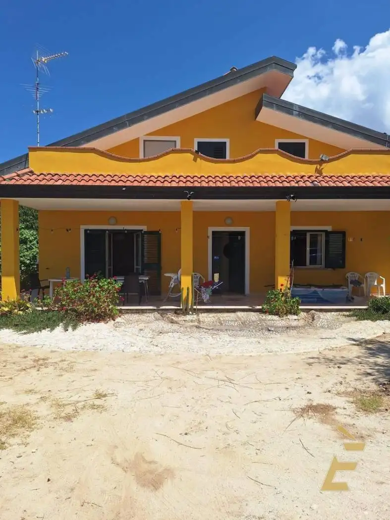 Villa in vendita a Zaccanopoli