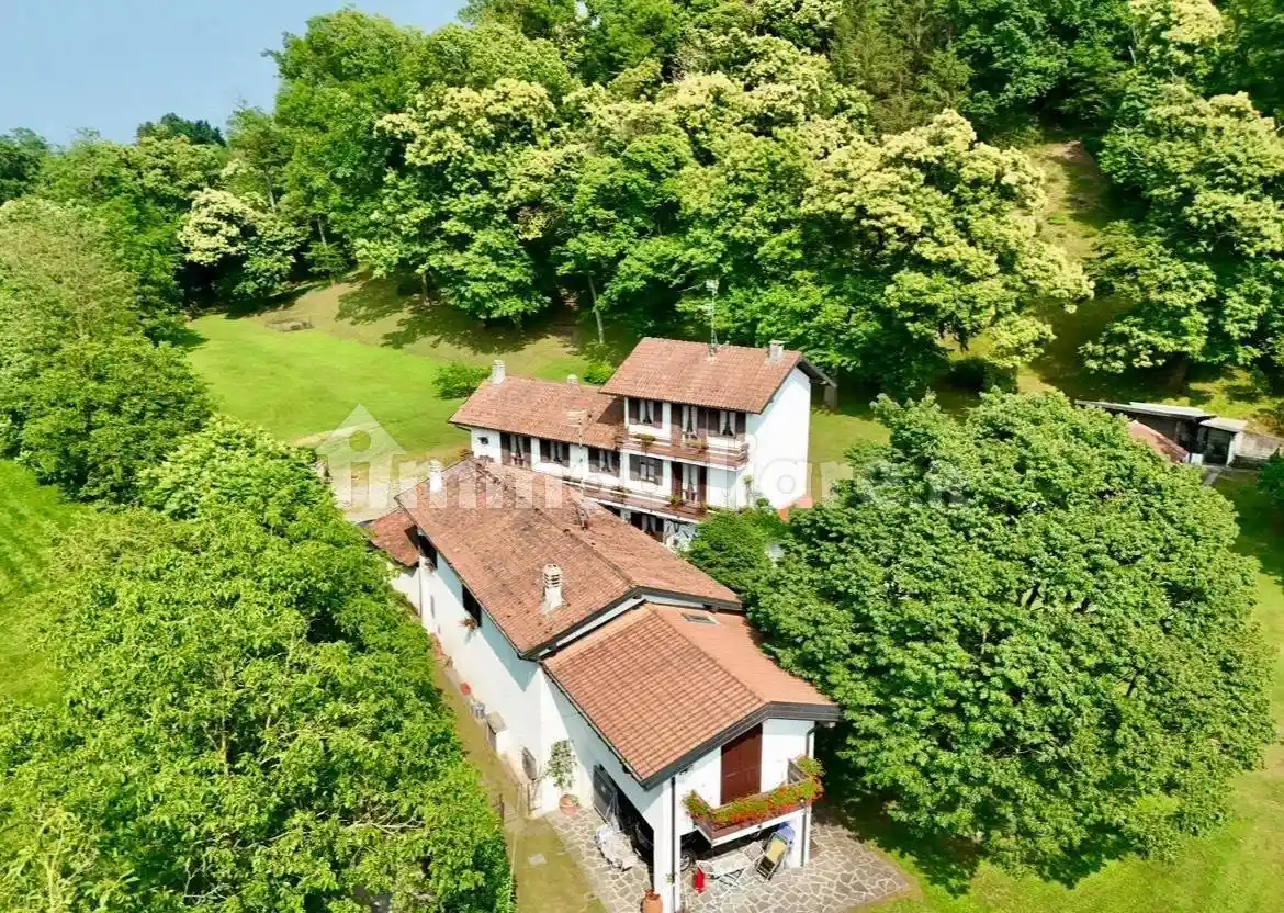 Rustico - Casale in vendita a Arona