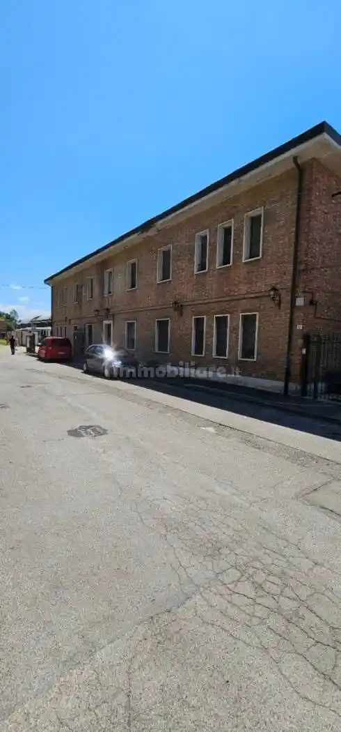 Bilocale strada delle grondaie , 14, Stazione, Siena - foto 2