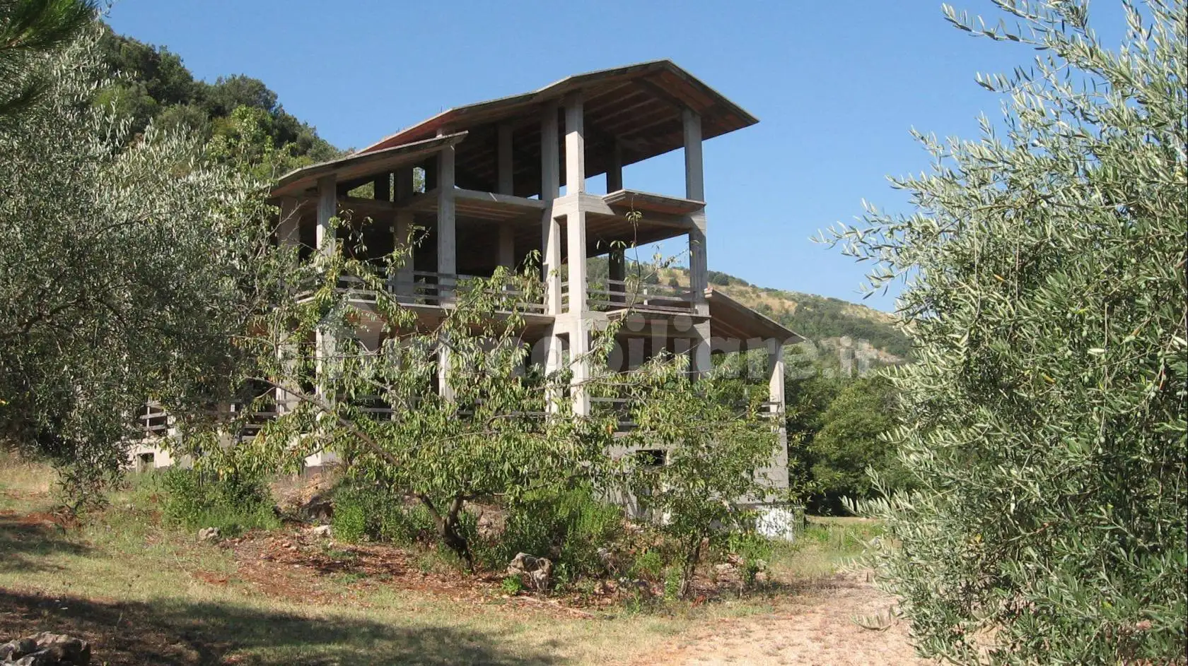 Villa bifamiliare via Vigne Toniche, Esperia