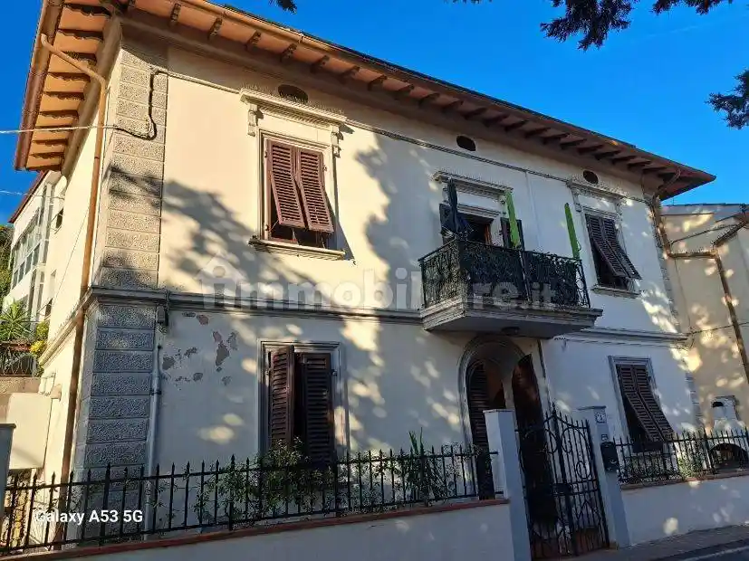 Casa indipendente in vendita a Rosignano Marittimo