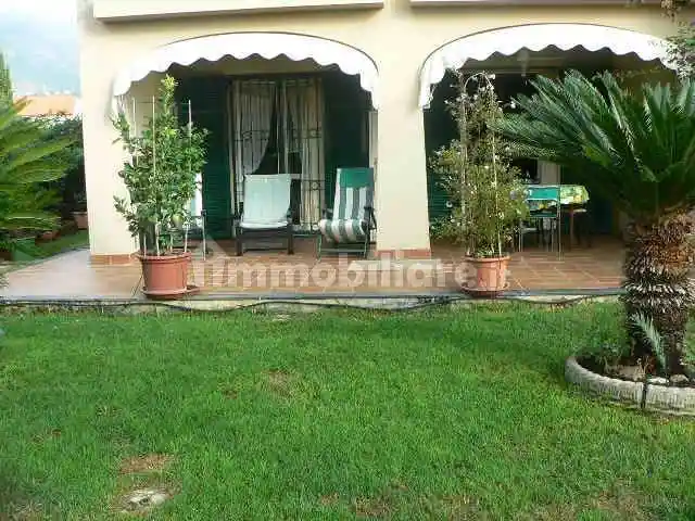 Appartamento in affitto a Loano