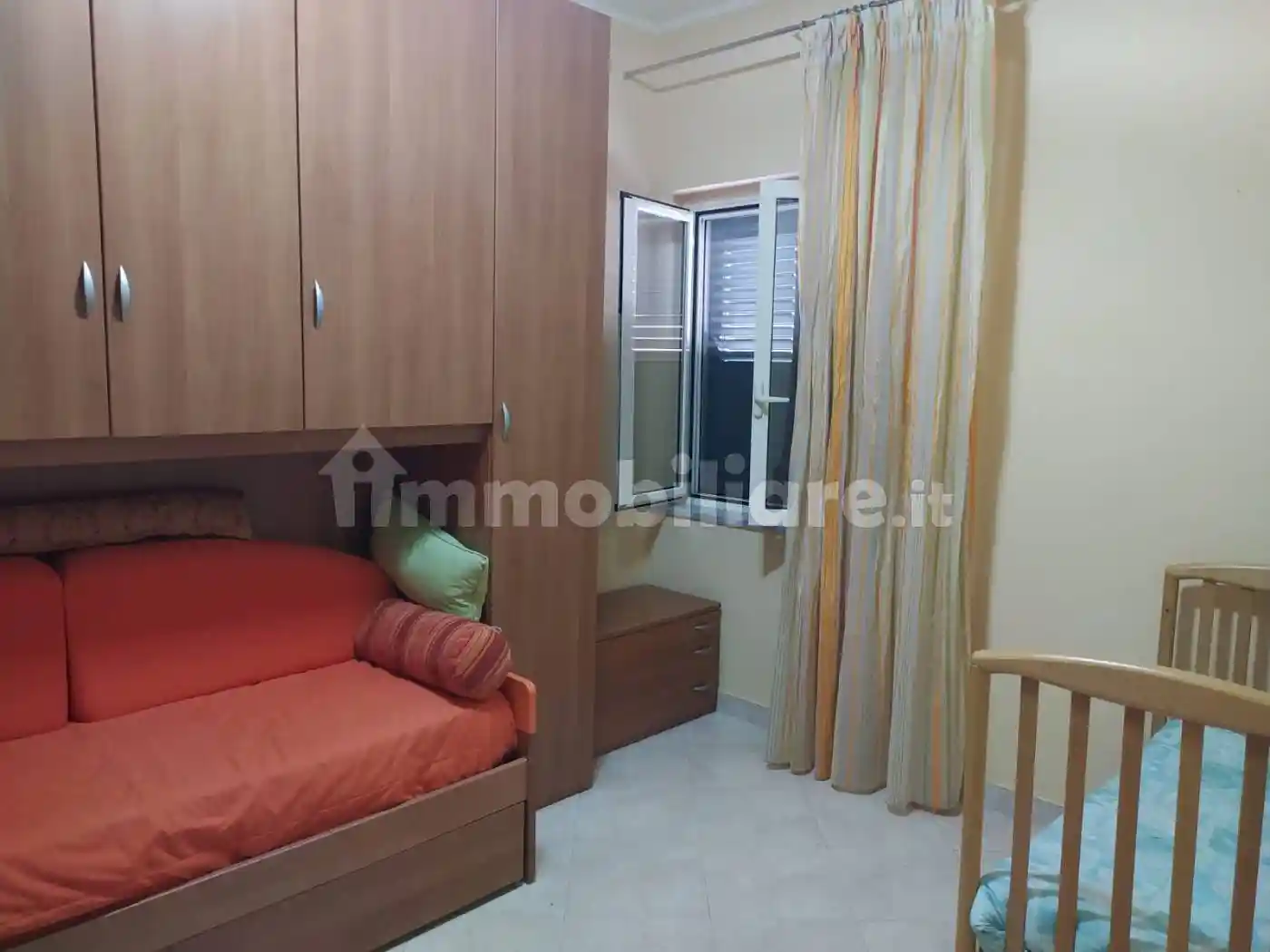 Trilocale via Martiri della Libertà 14, Centro, Siderno - foto 4