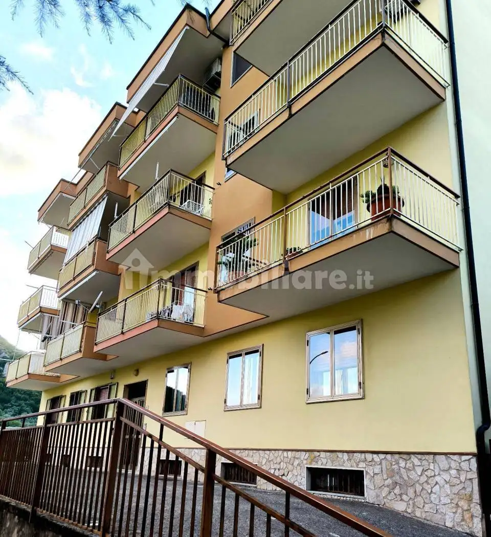 Appartamento in vendita a Montecorvino Rovella