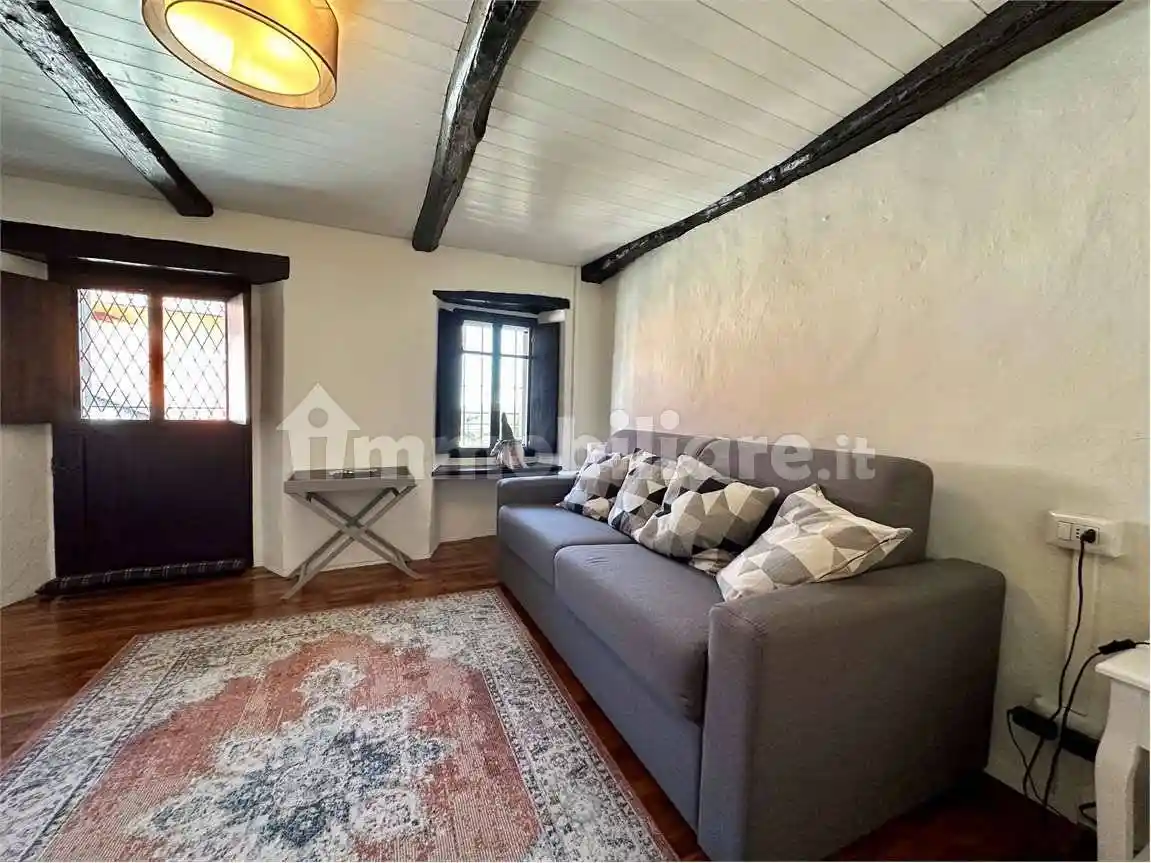 Appartamento in vendita a Stresa