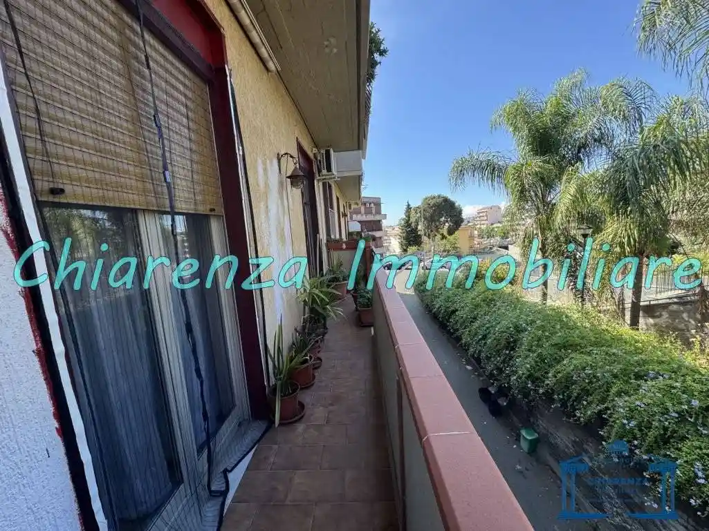 Appartamento in vendita a Aci Catena