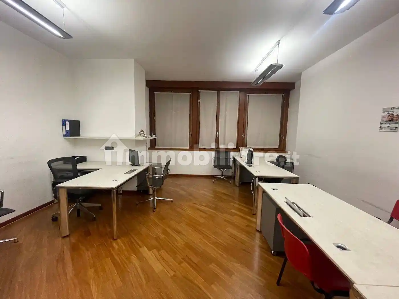 Appartamento via Vittor Pisani 13, Centrale, Milano - foto 3