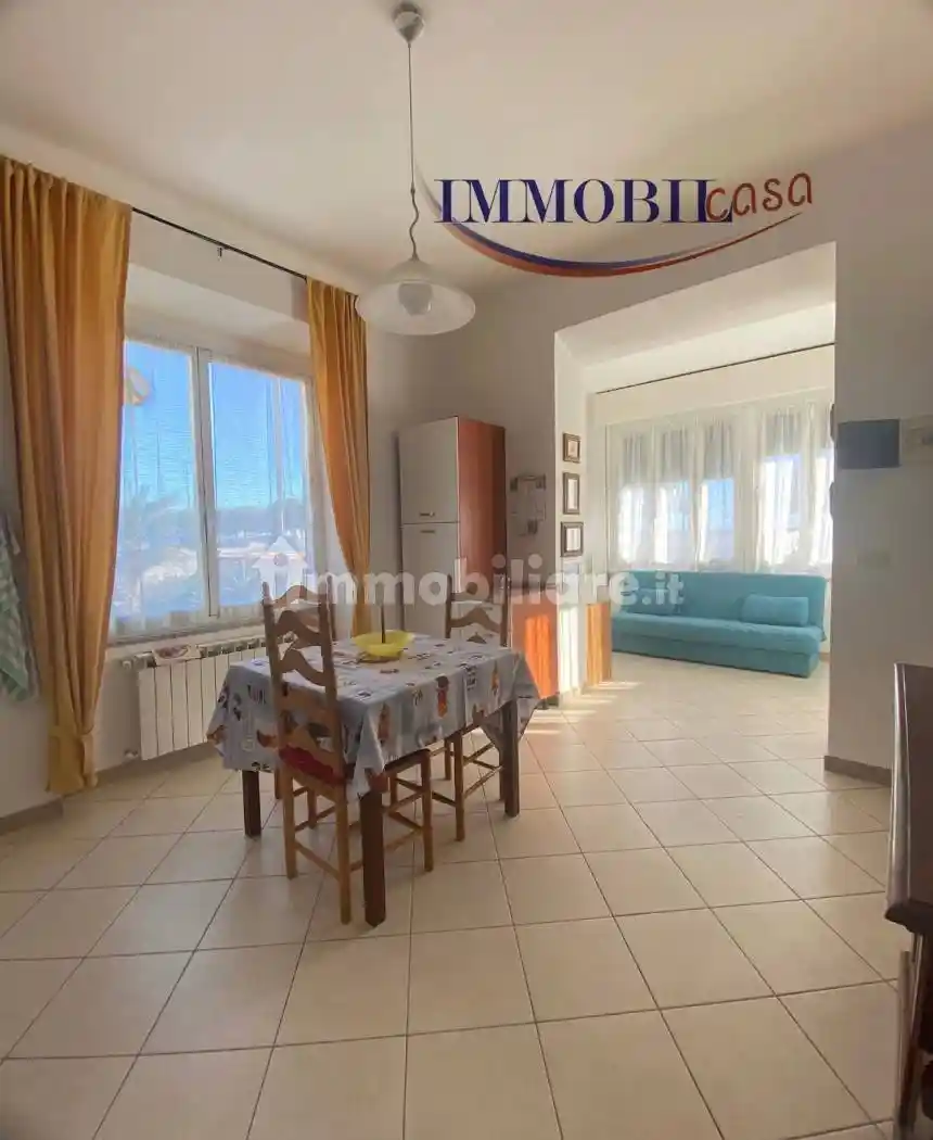 Trilocale corso Valparaiso, Centro, Chiavari - foto 2