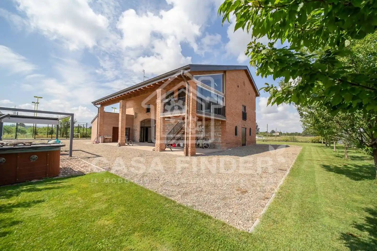 Rustico - Casale in vendita a Sant'Ilario d'Enza