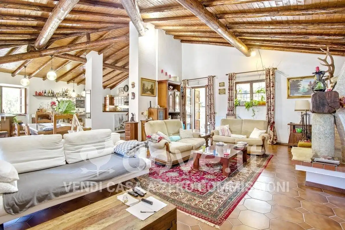 Villa in vendita a Rancio Valcuvia