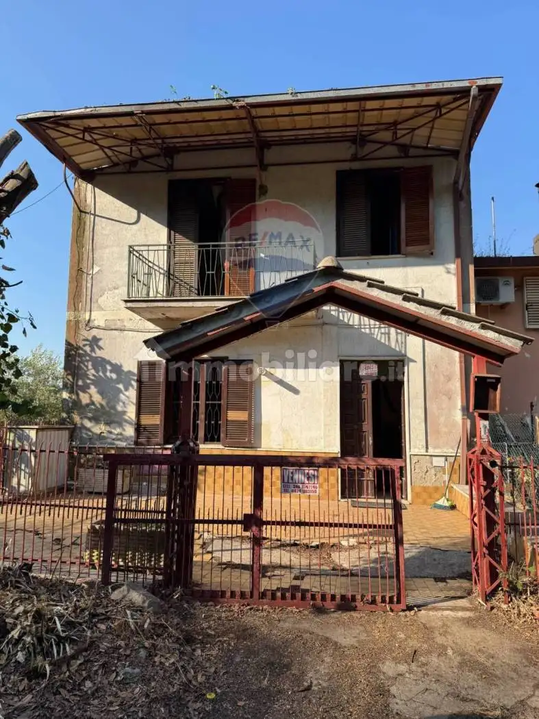 Casa indipendente in vendita a Castelpoto