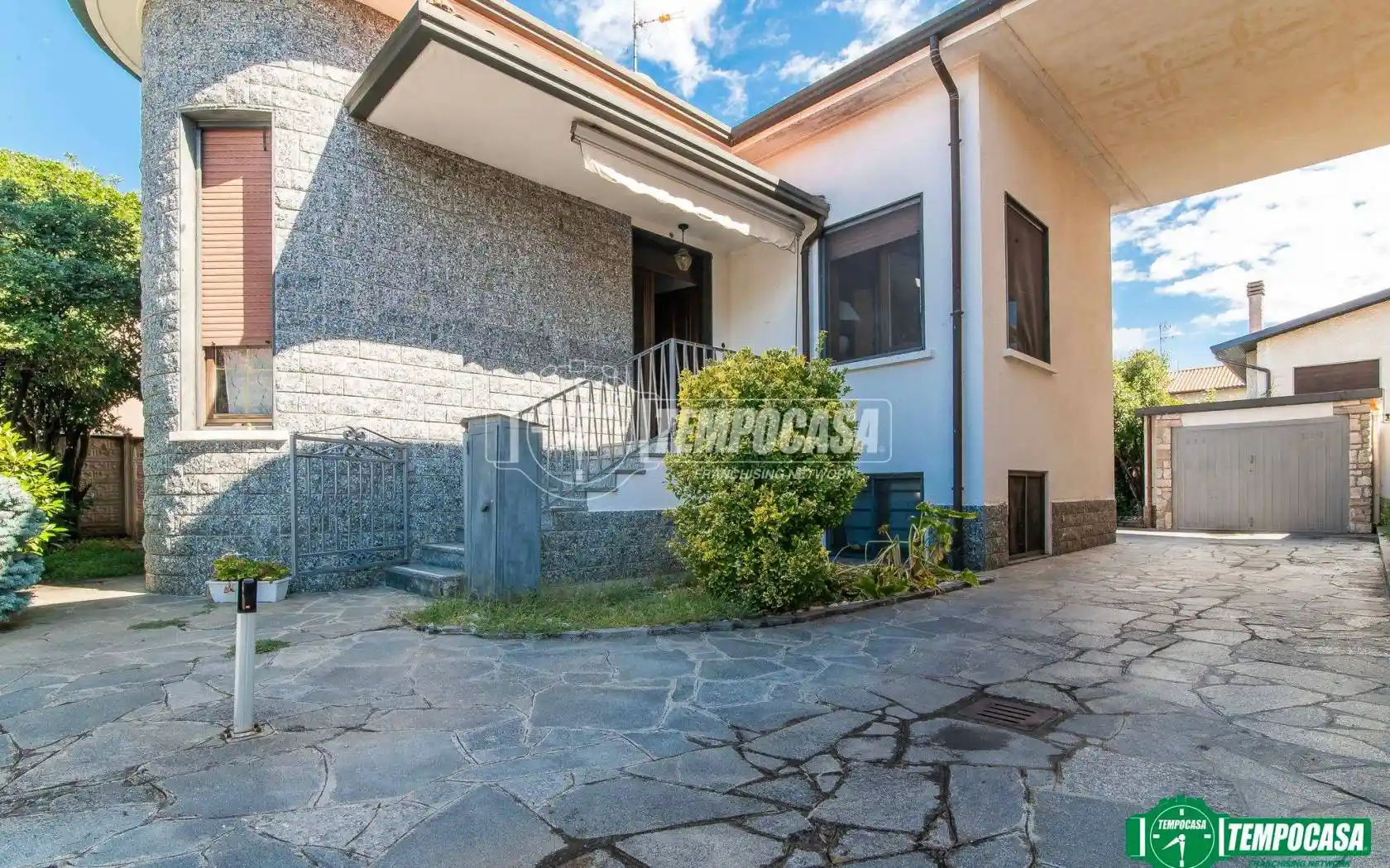 Villa in vendita a Canegrate