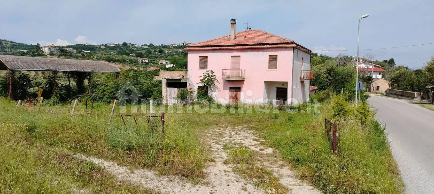 Rustico - Casale in vendita a Castellalto