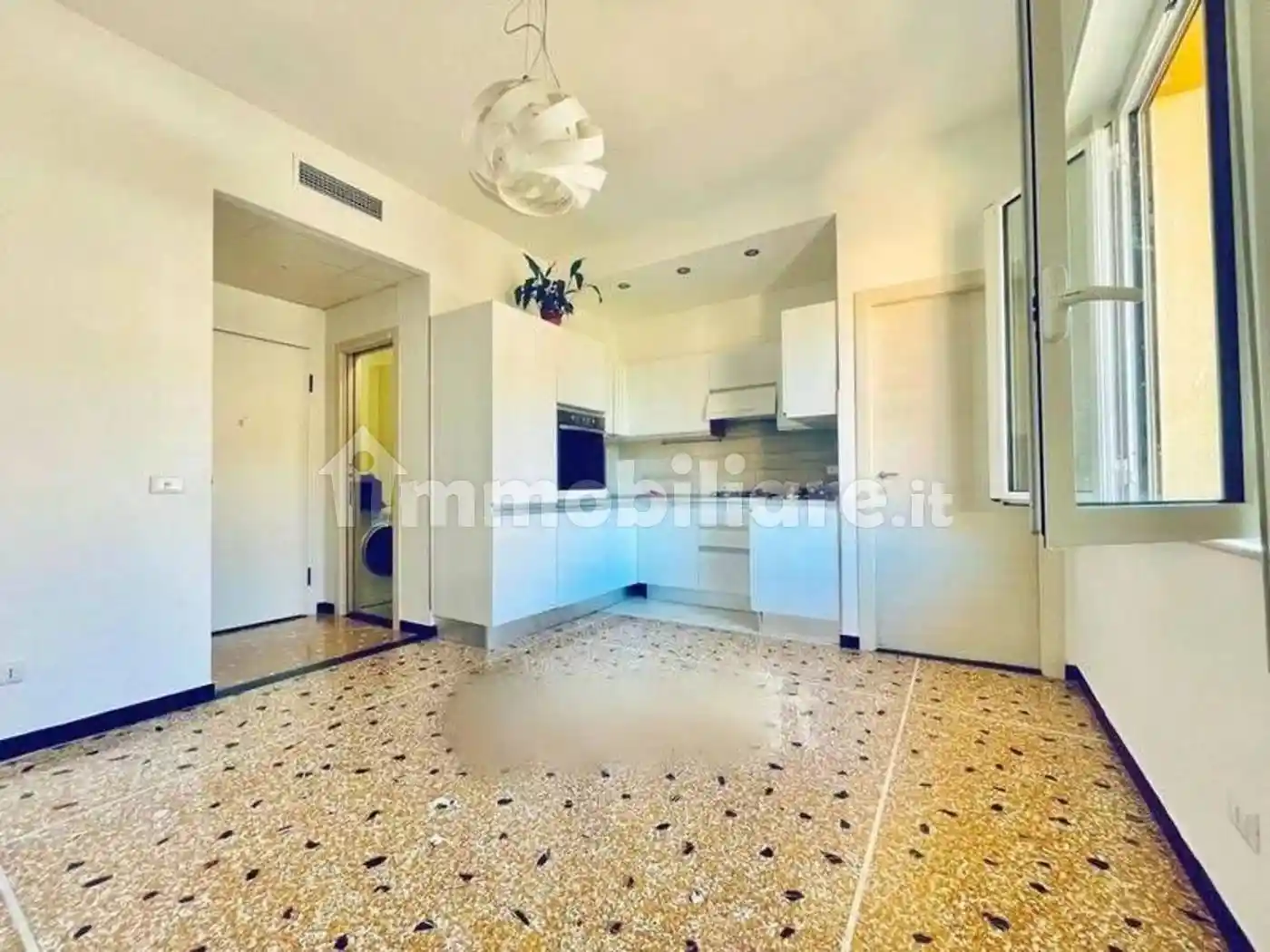 Appartamento in vendita a Albissola Marina