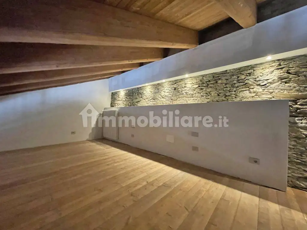 Appartamento in vendita a Marmora