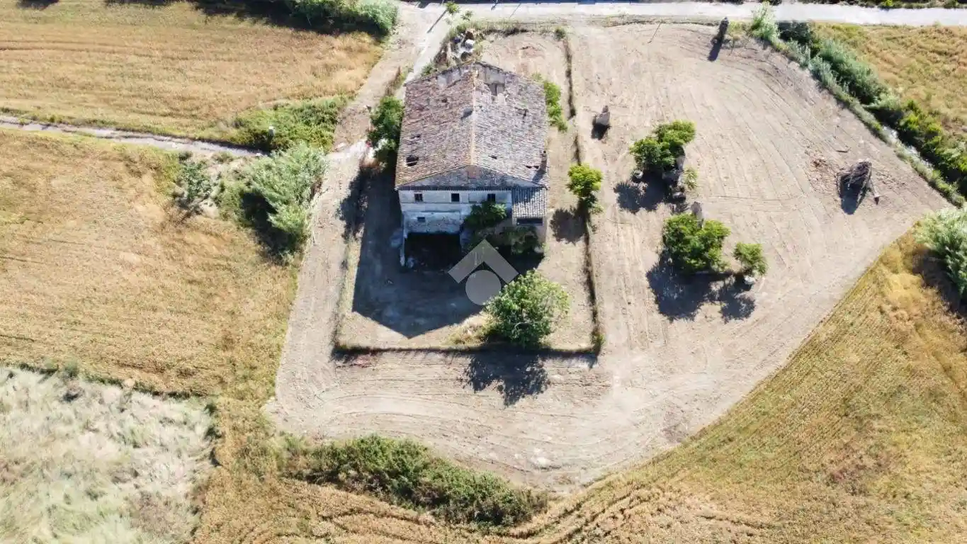Rustico - Casale in vendita a San Benedetto del Tronto