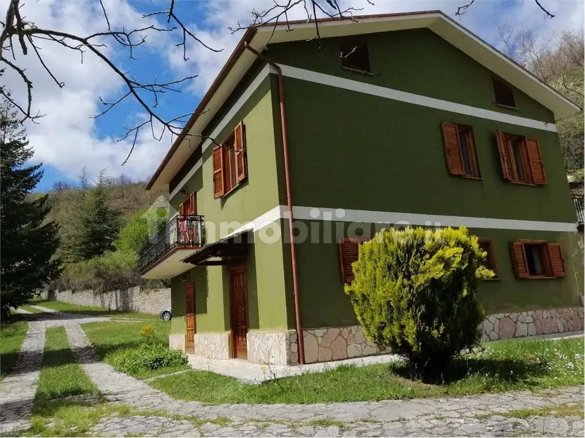 Rustico, buono stato, 150 m², Cascia - foto 2