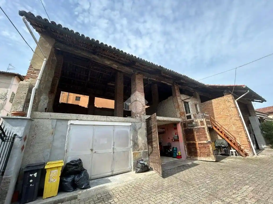 Rustico - Casale in vendita a Gassino Torinese