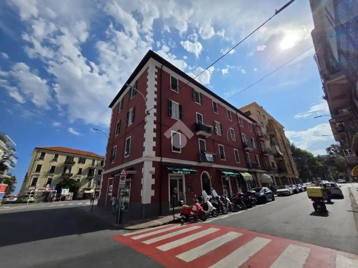 Appartamento in vendita a Taggia