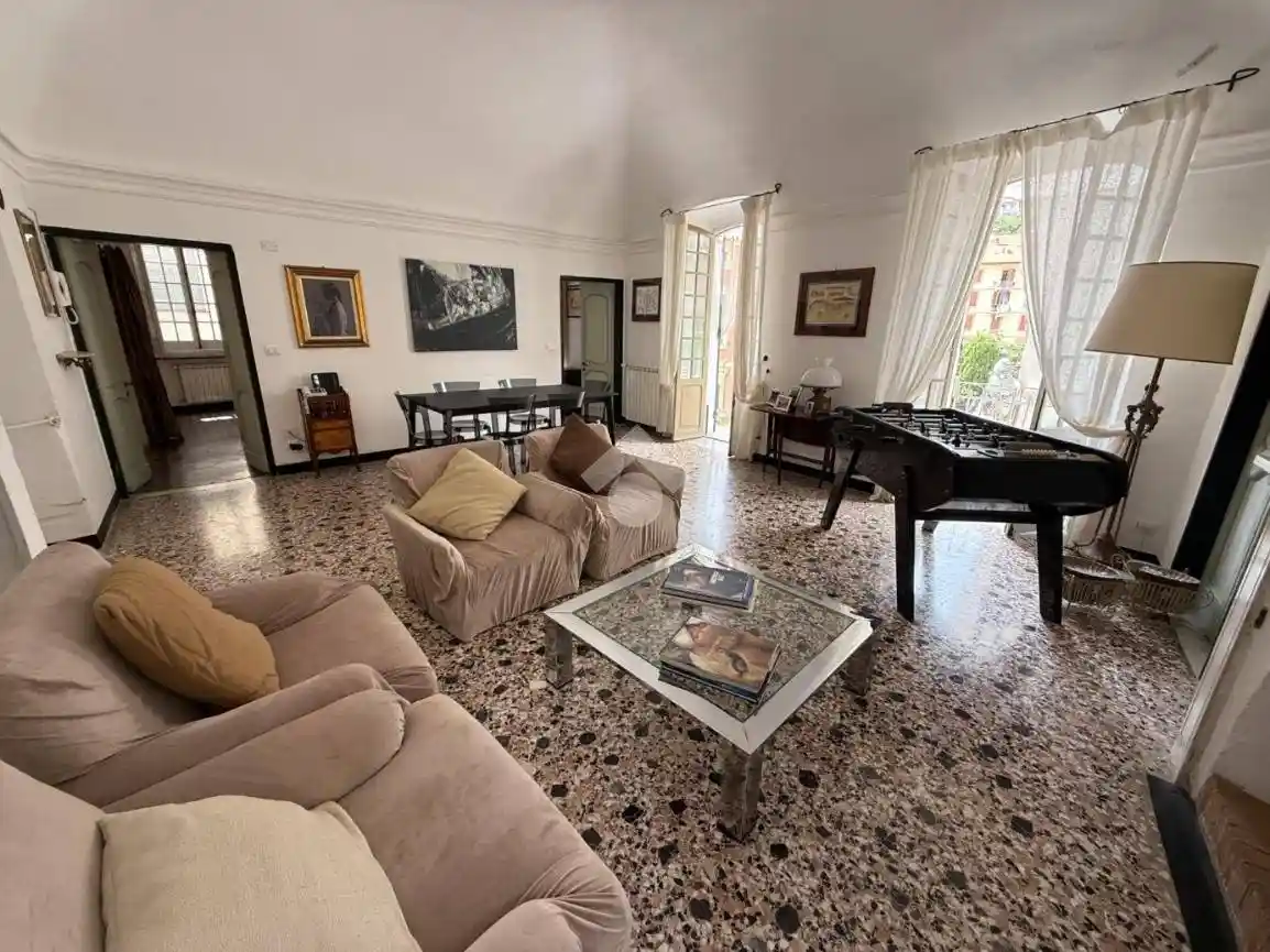 Appartamento in vendita a Celle Ligure